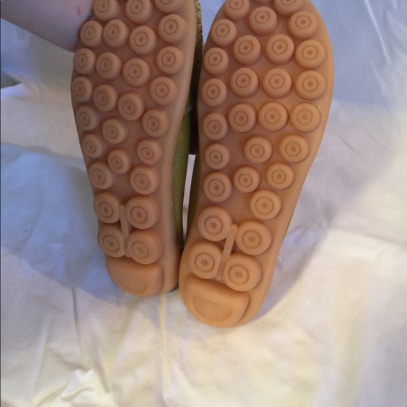 Mustard yellow .... loafer .. NEVER WORN - Picture 3 of 5